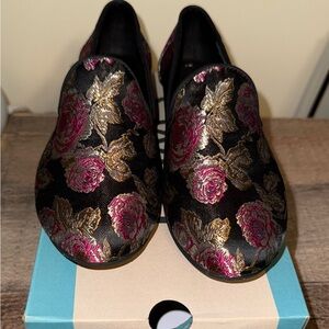 Toms Black Floral Embroidered Loafers